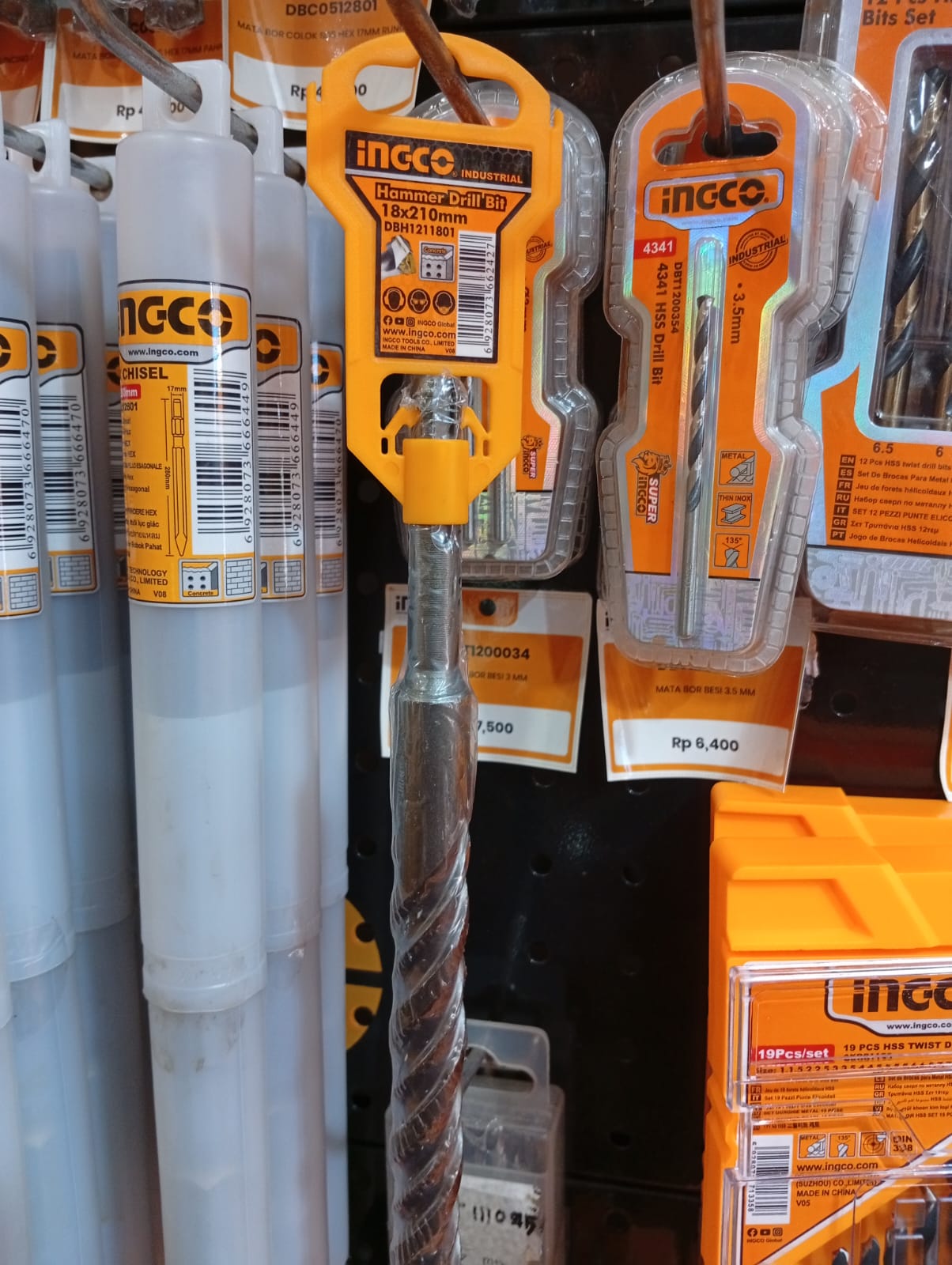 DBH1211801 - MATA BOR BETON COLOK 18 X 210