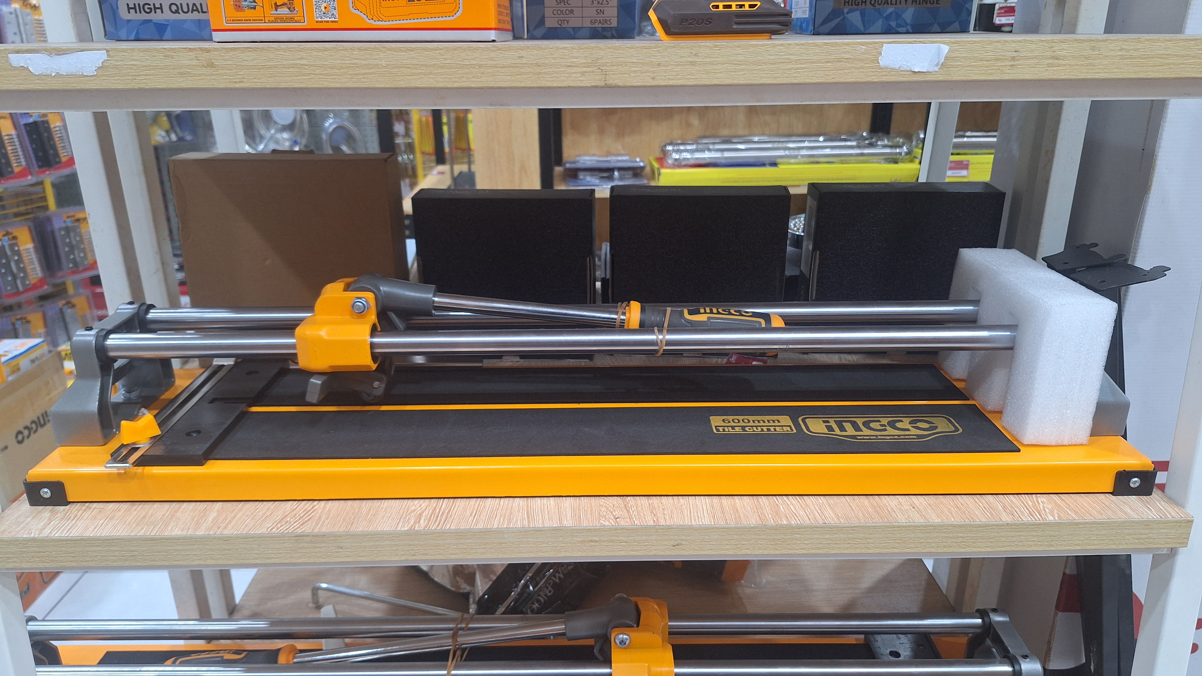 HTC04601 - (SE) ALAT POTONG GRANIT MANUAL 60CM !