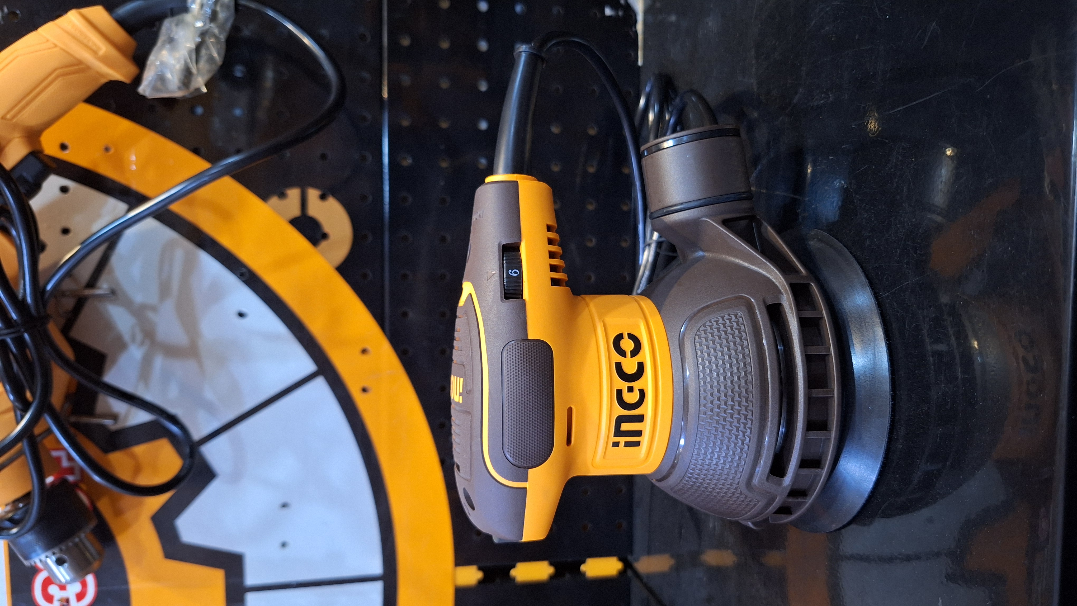 RS3216 - MESIN SANDER ORBITAL 5''