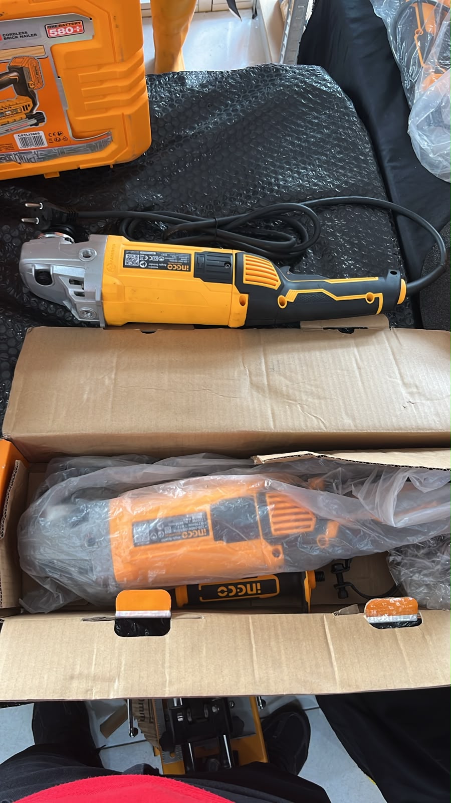 AG220018 item sale 1